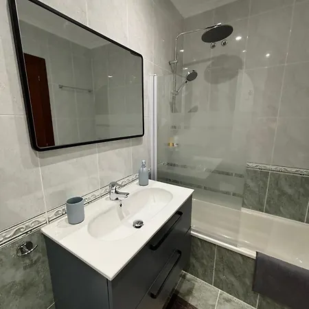 Apartamento En El Centro * Gijón